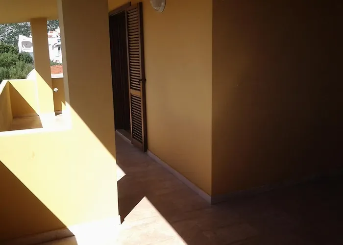 Neruda アパート *